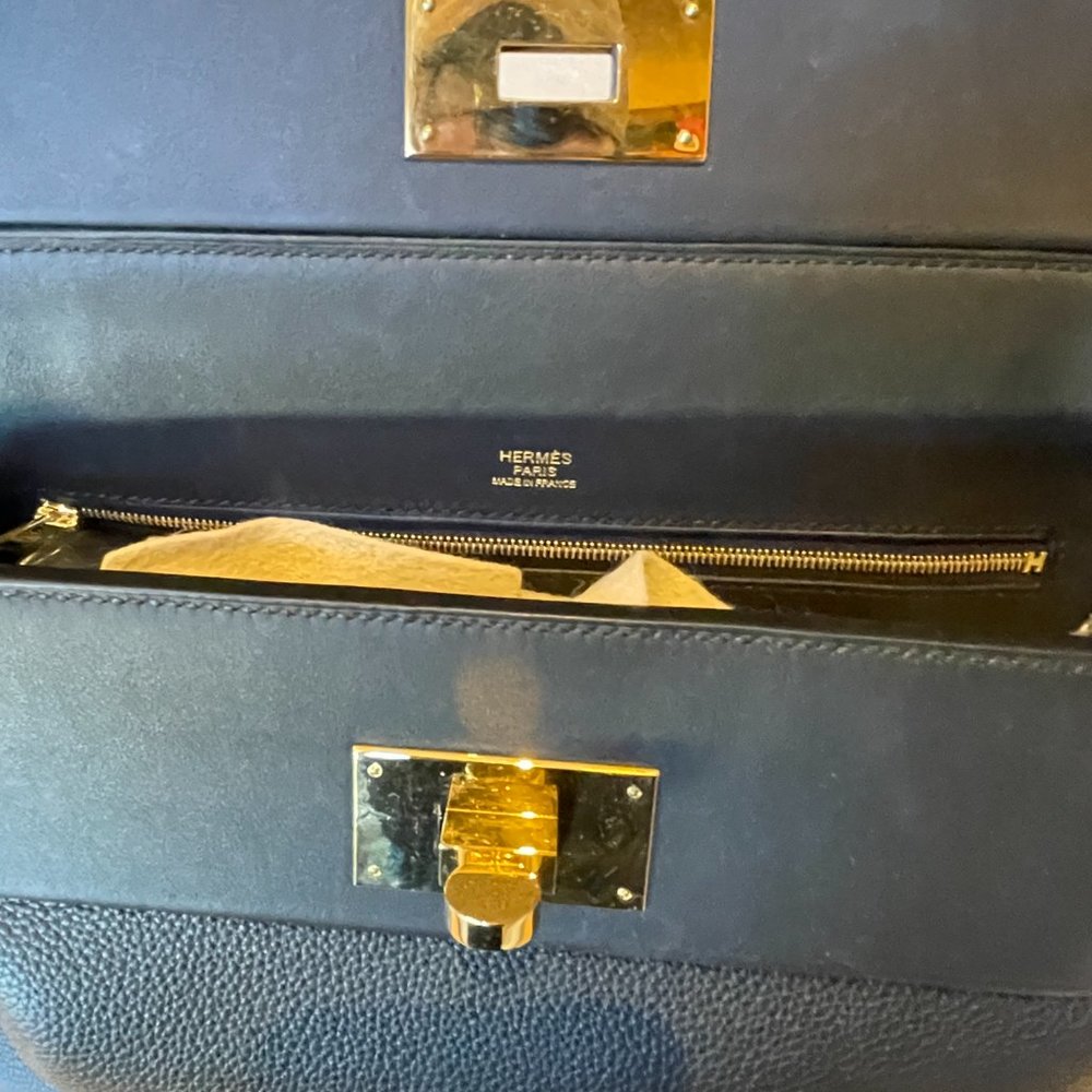 Hermes 24/24 Bag - w/Box, Dustbag etc - Full Set - Black w/ Gold Hardware - Picture 6 of 14